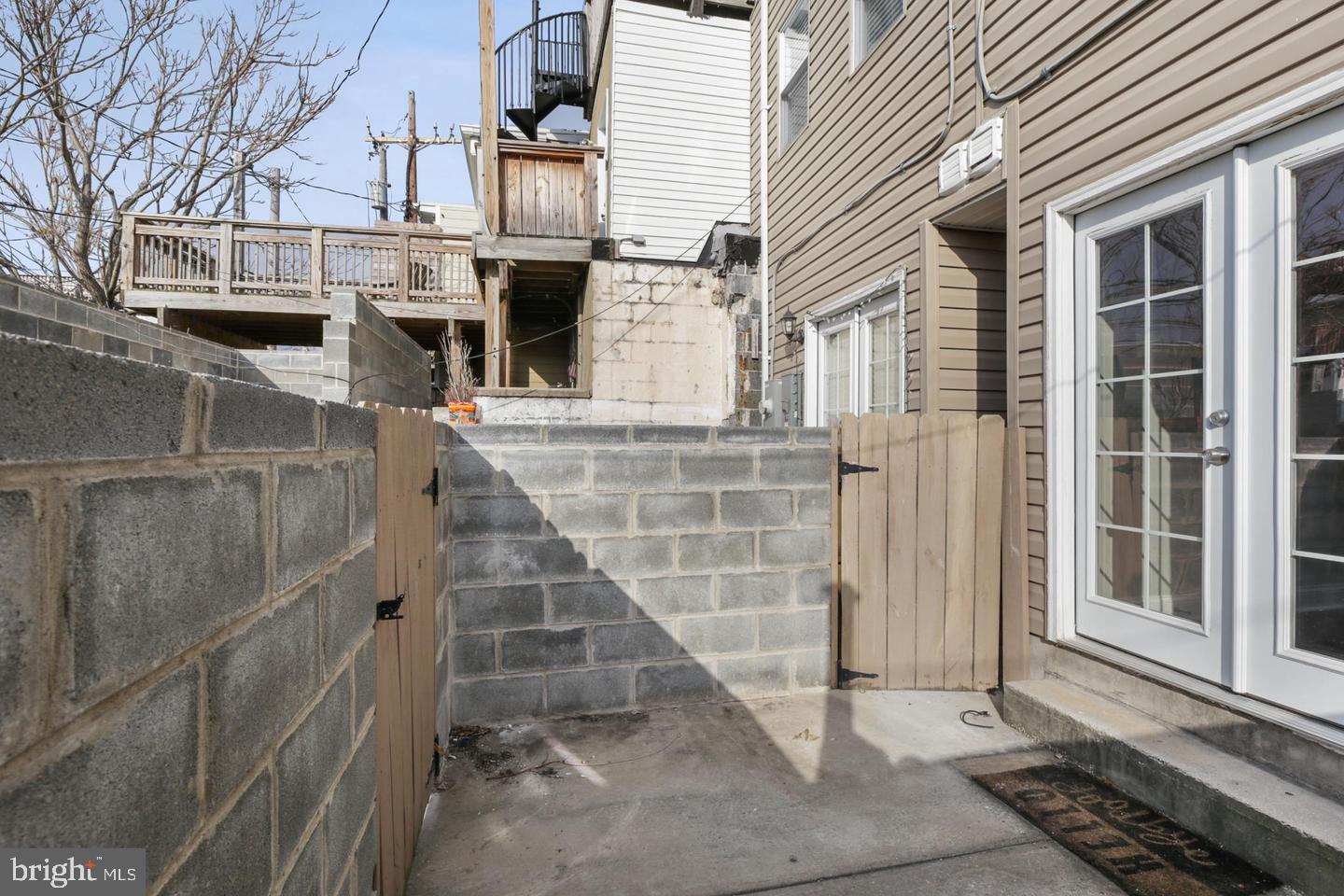 816 S Potomac St Property Photo 28