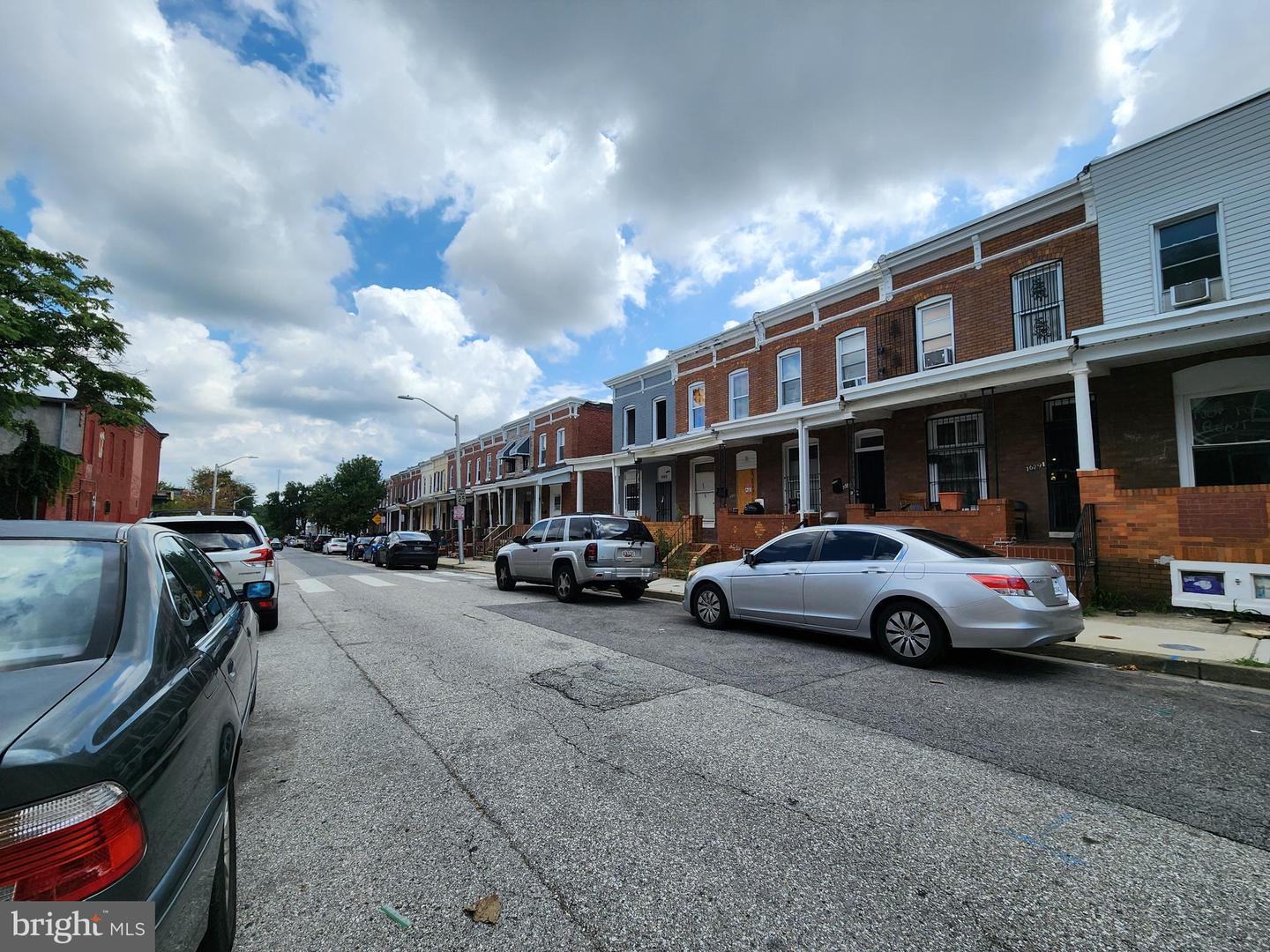 1666 Cliftview Ave Property Photo 2