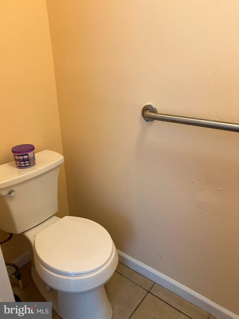 4720 Ivanhoe Ave Property Photo 4
