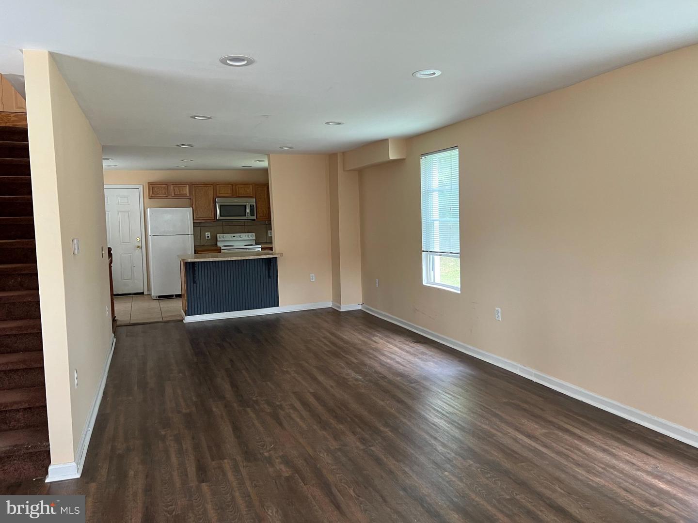 4720 Ivanhoe Ave Property Photo 5