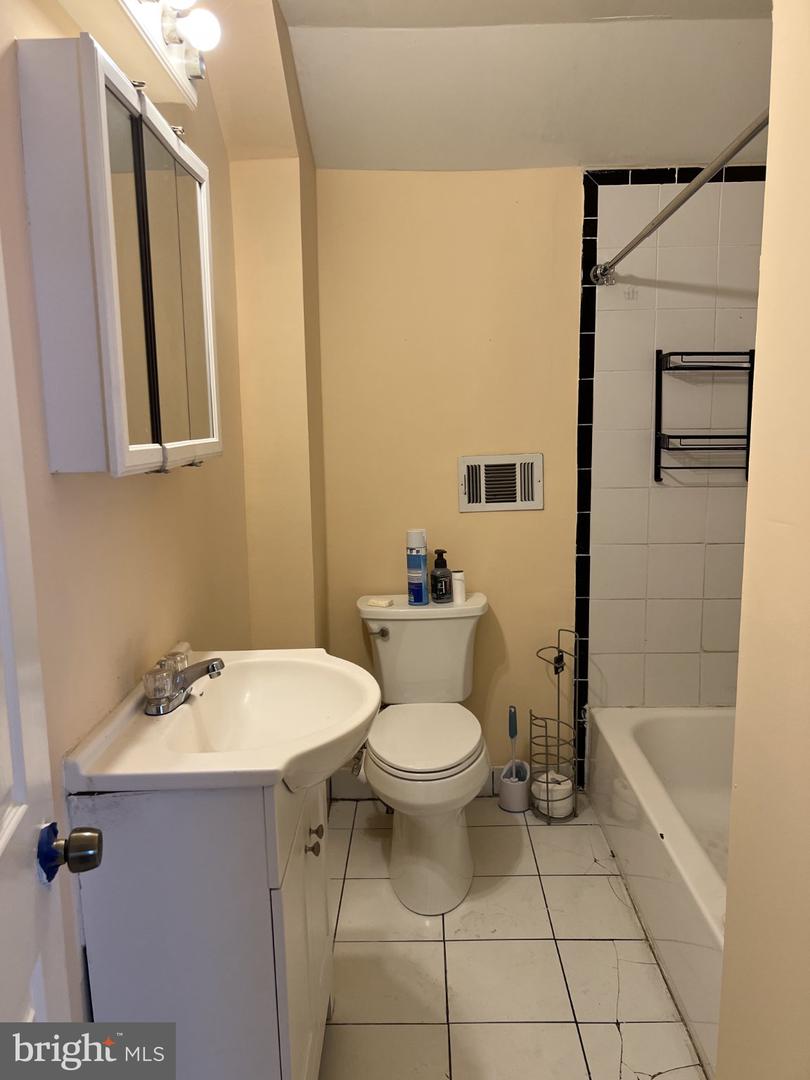 4720 Ivanhoe Ave Property Photo 18