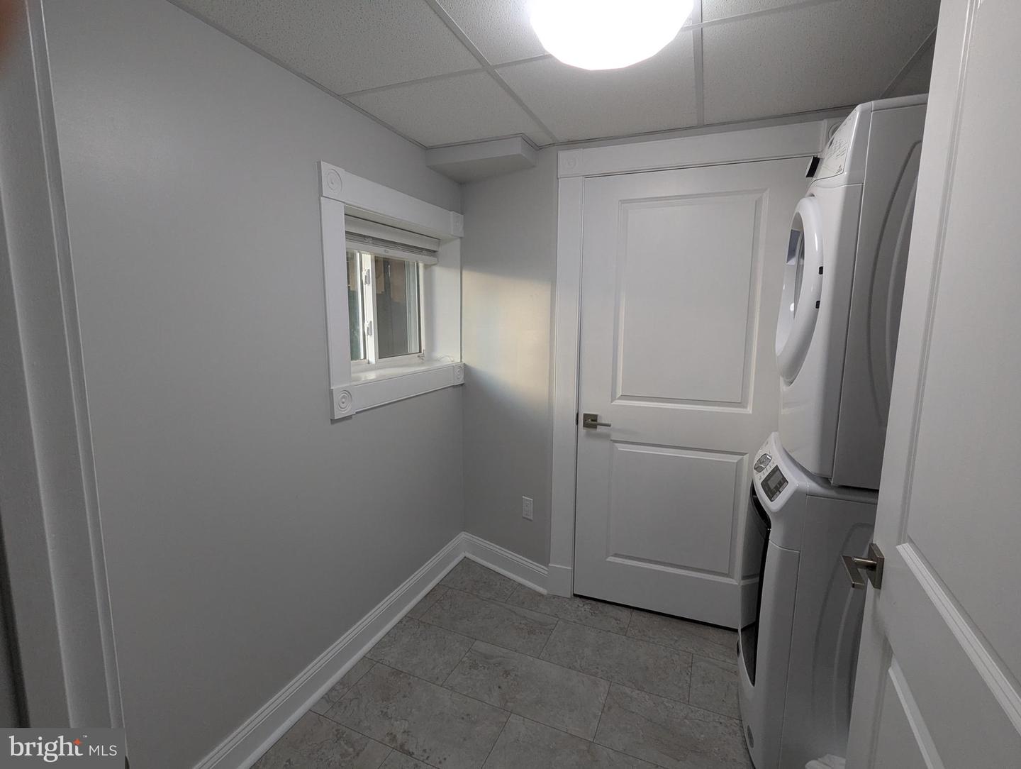 2223 Callow Ave #b Property Photo 7