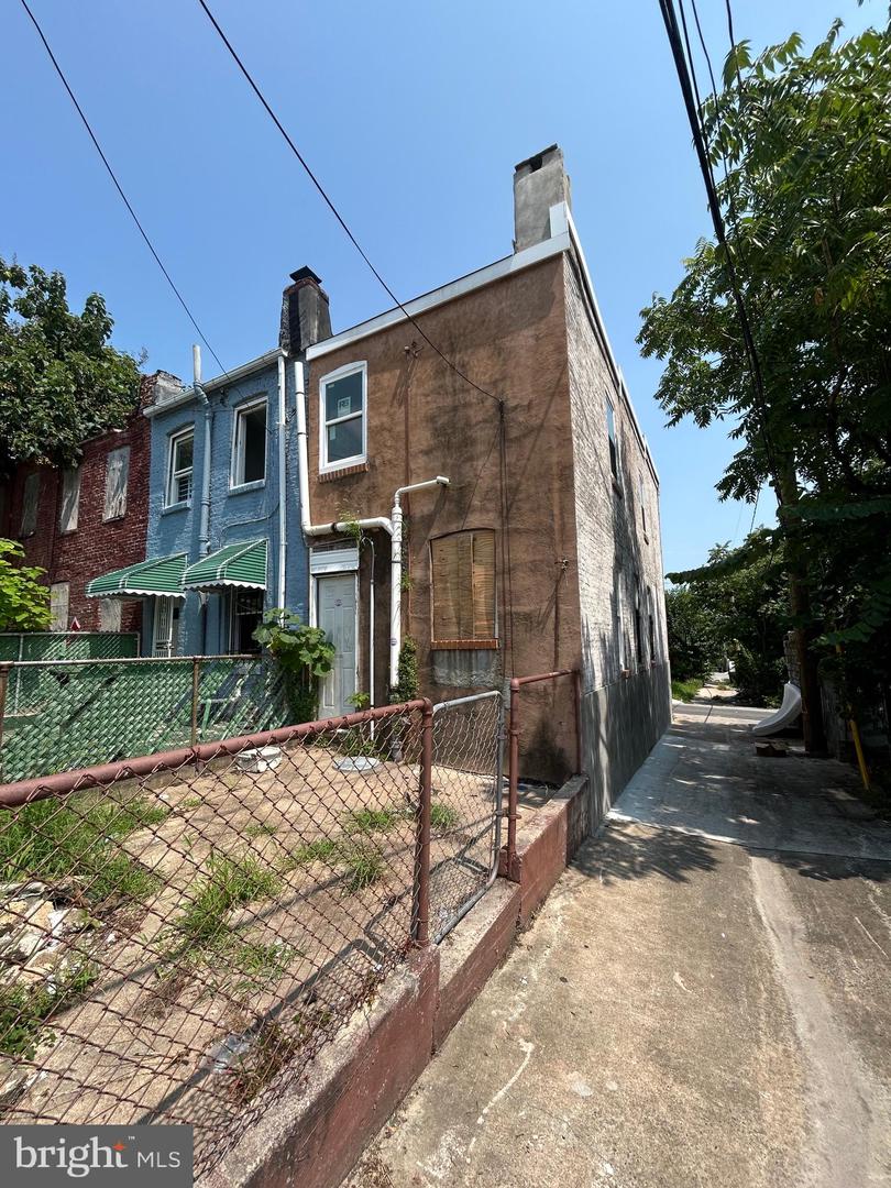 1800 N Chapel St Property Photo 4