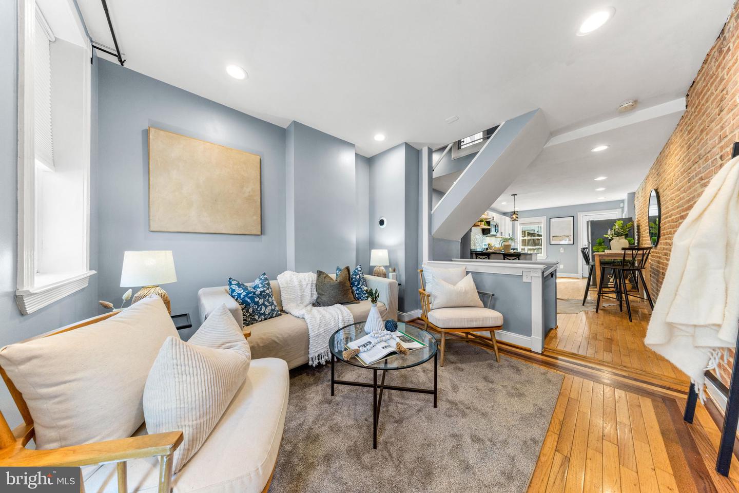 1731 William St Property Photo 4