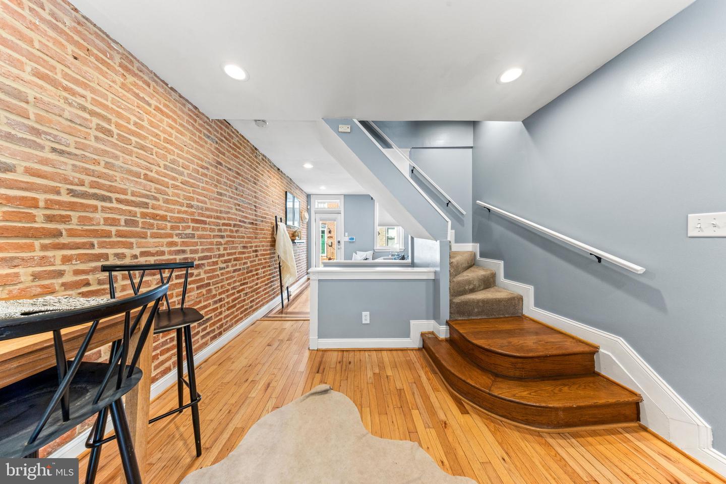 1731 William St Property Photo 17