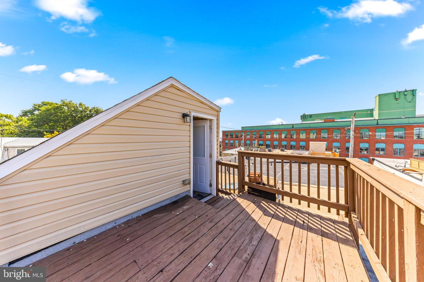 1731 William St Property Photo 28