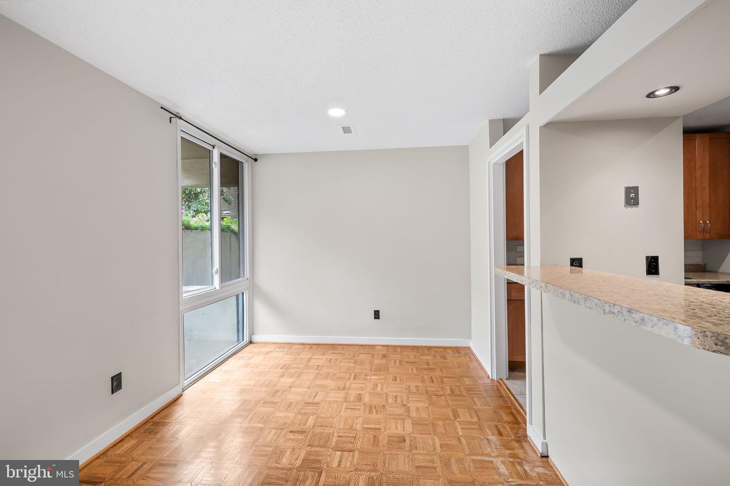 2302 Wineberry Ter Property Photo 7