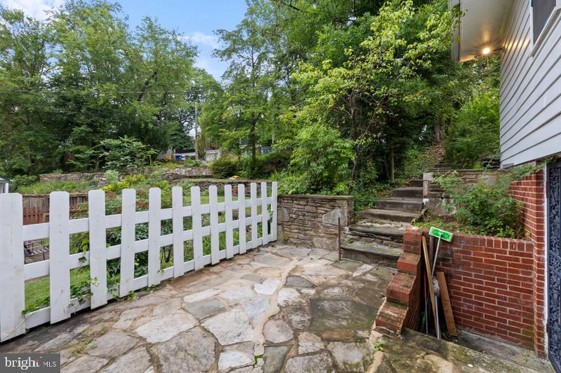4109 Westview Rd Property Photo 5