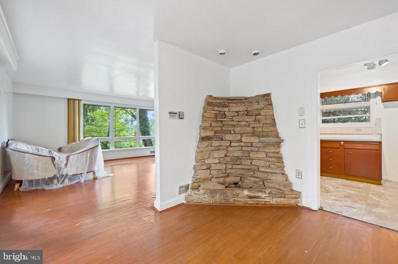 4109 Westview Rd Property Photo 8