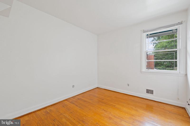 4109 Westview Rd Property Photo 16