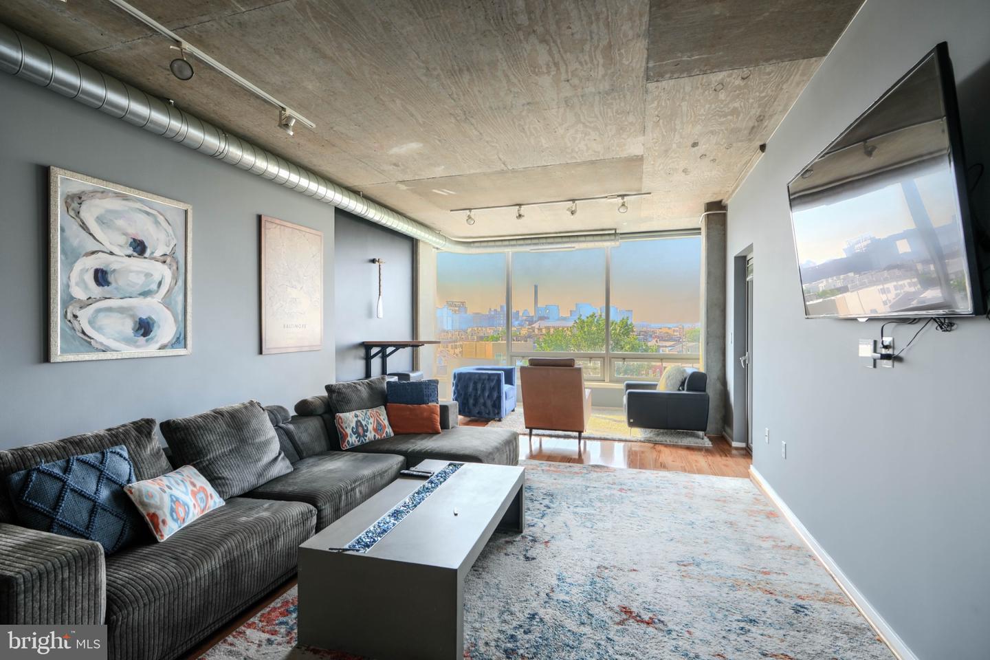 1200 Steuart St #427 Property Photo 7