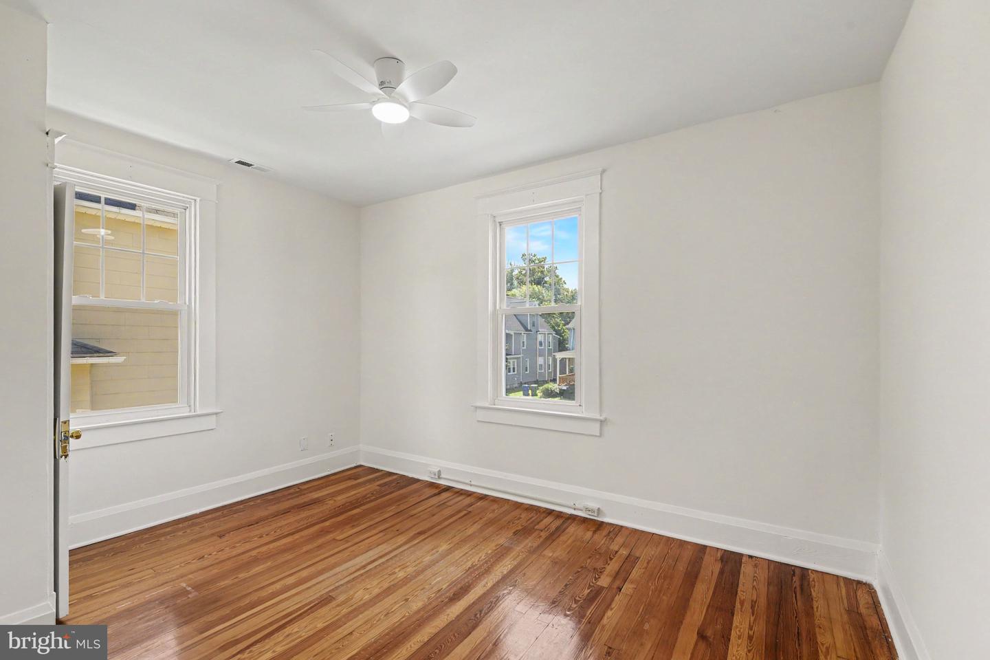 3206 Batavia Ave Property Photo 22