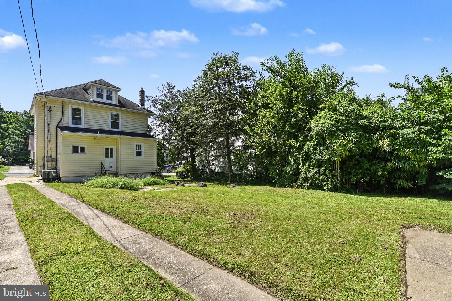 3206 Batavia Ave Property Photo 27