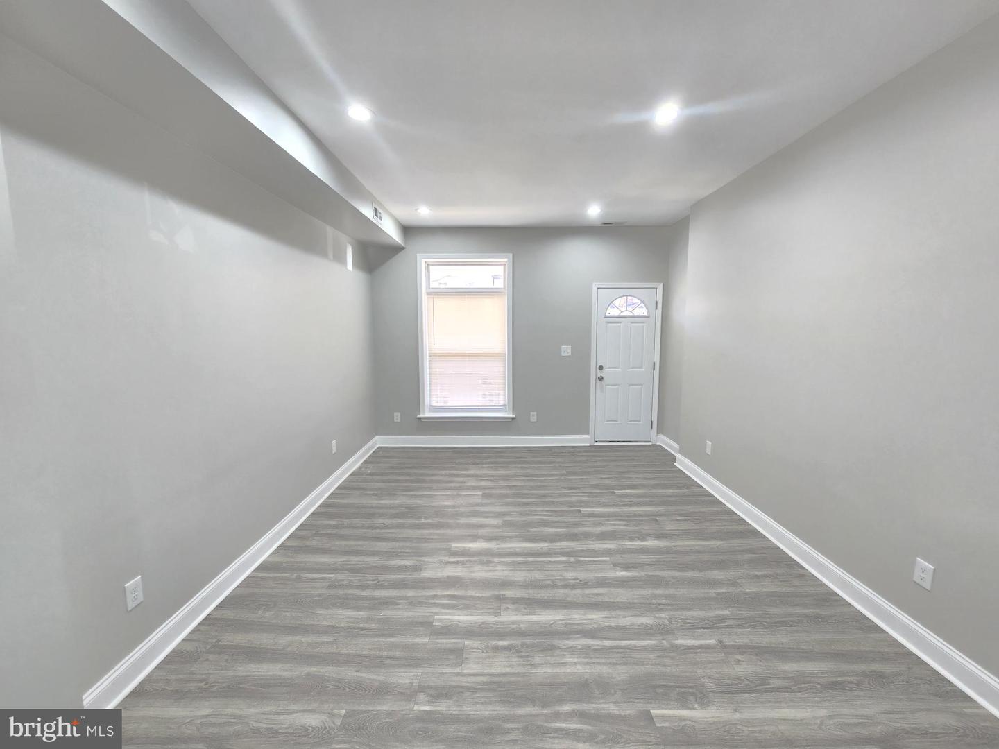 336 Whitridge Ave Property Photo 4