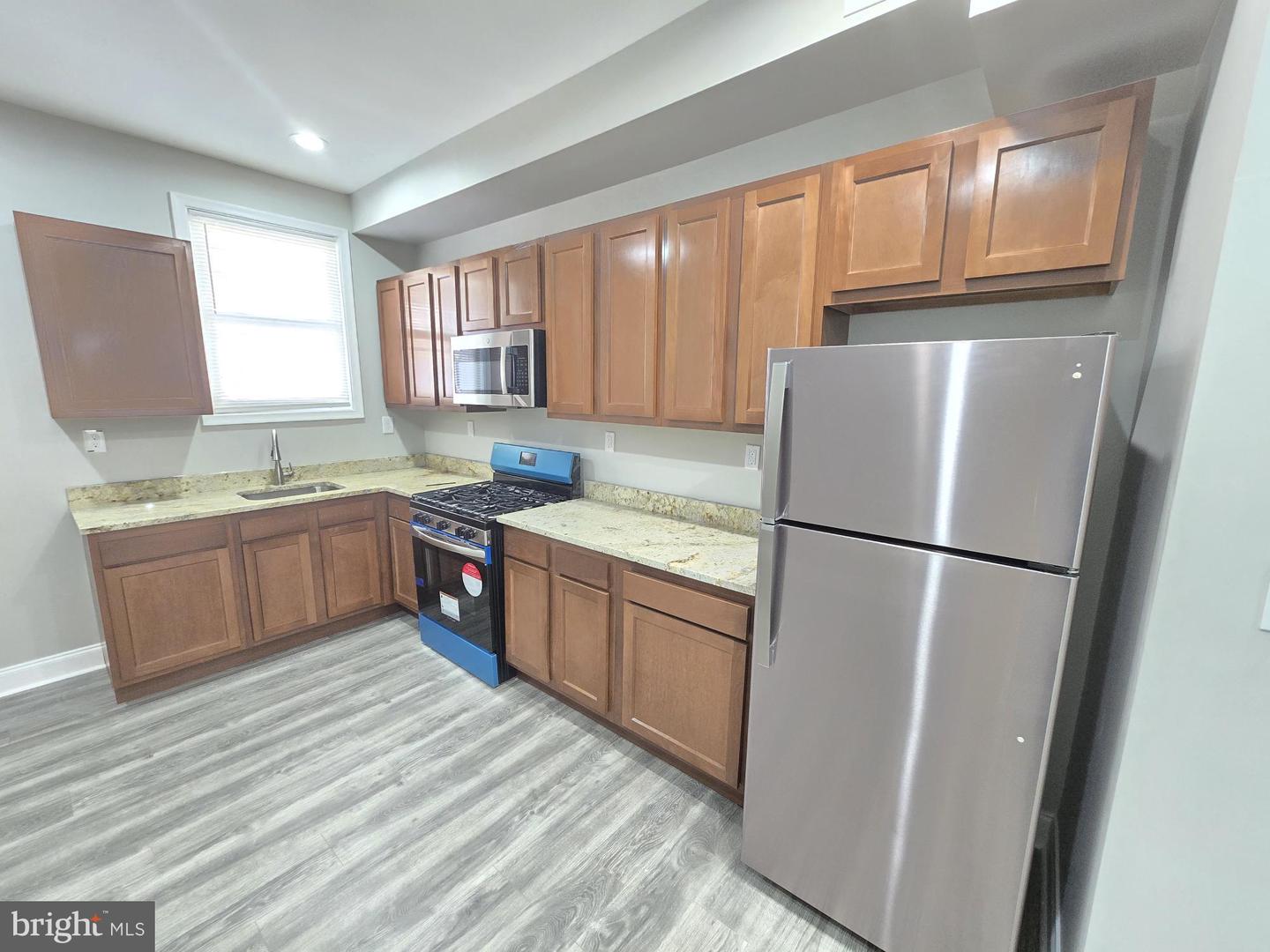 336 Whitridge Ave Property Photo 5