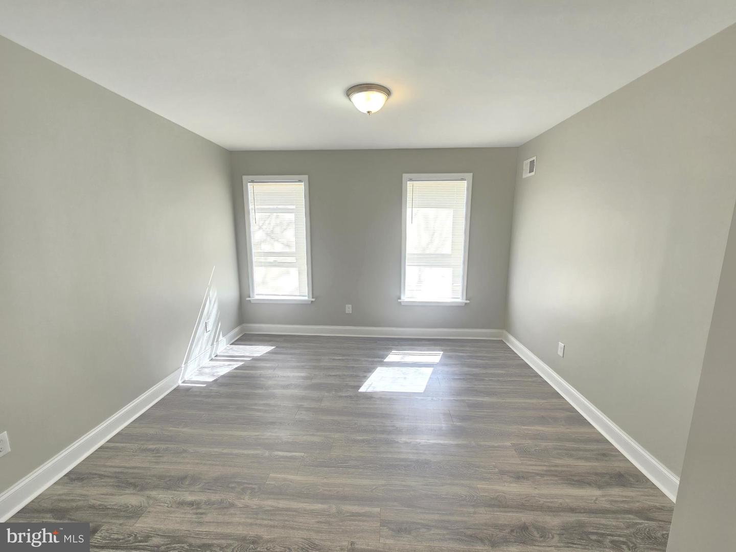 336 Whitridge Ave Property Photo 12