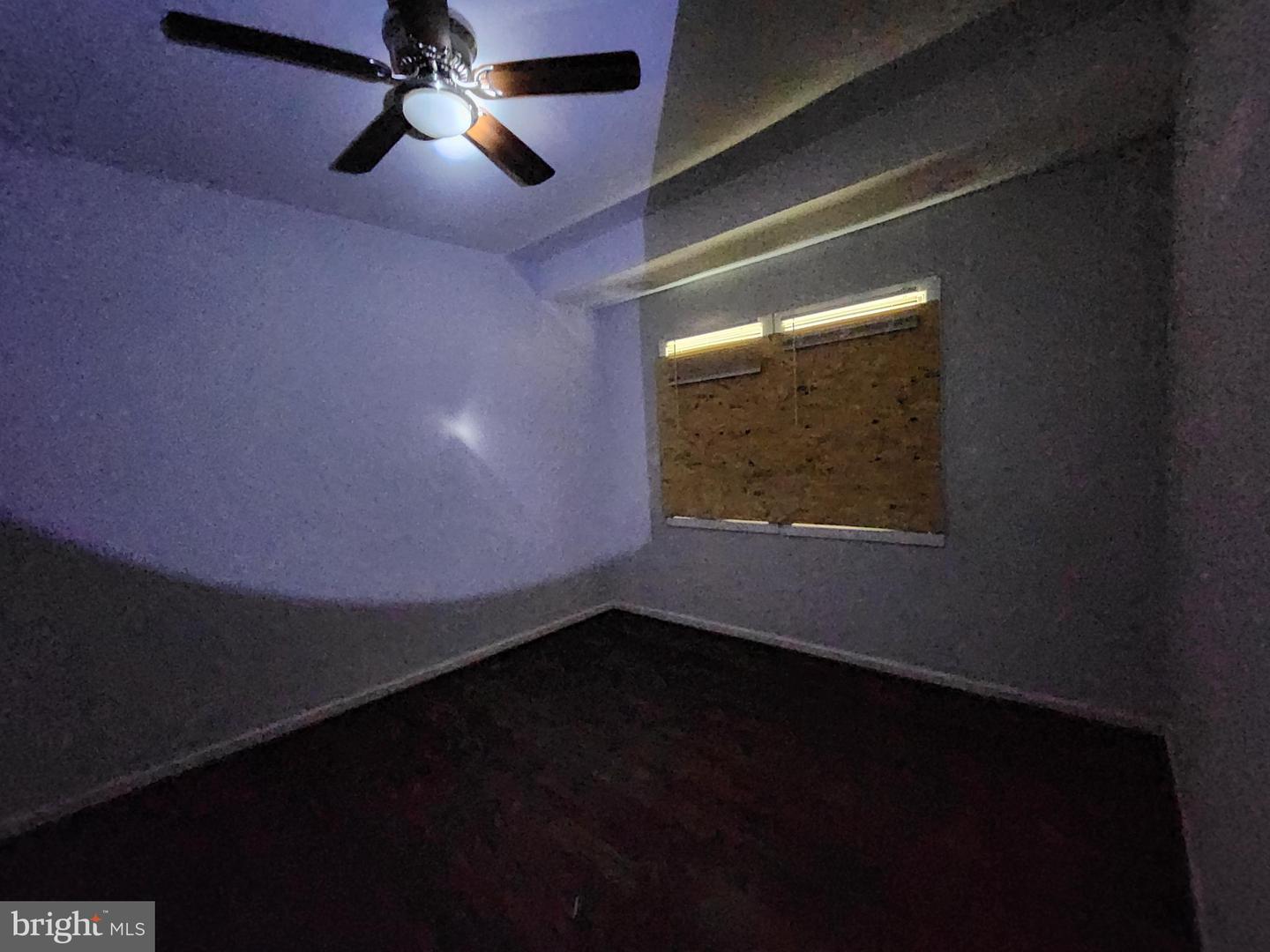 1231 Ashburton St Property Photo 9