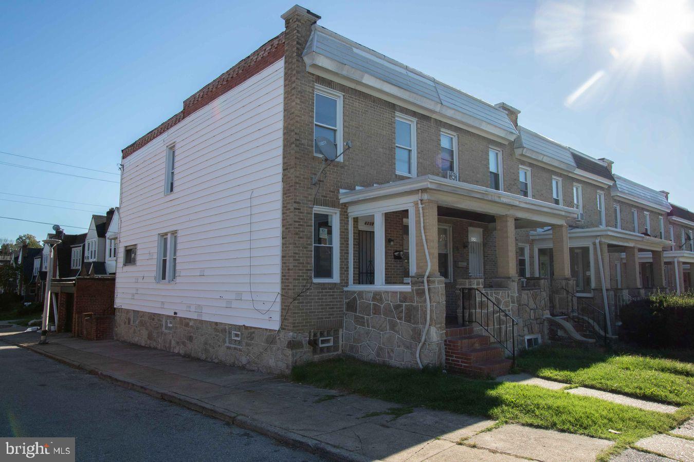 4238 Nicholas Ave Property Photo 2