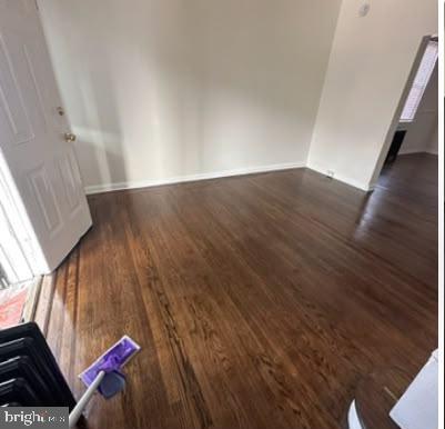 4238 Nicholas Ave Property Photo 5
