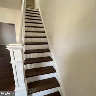 4238 Nicholas Ave Property Photo 8
