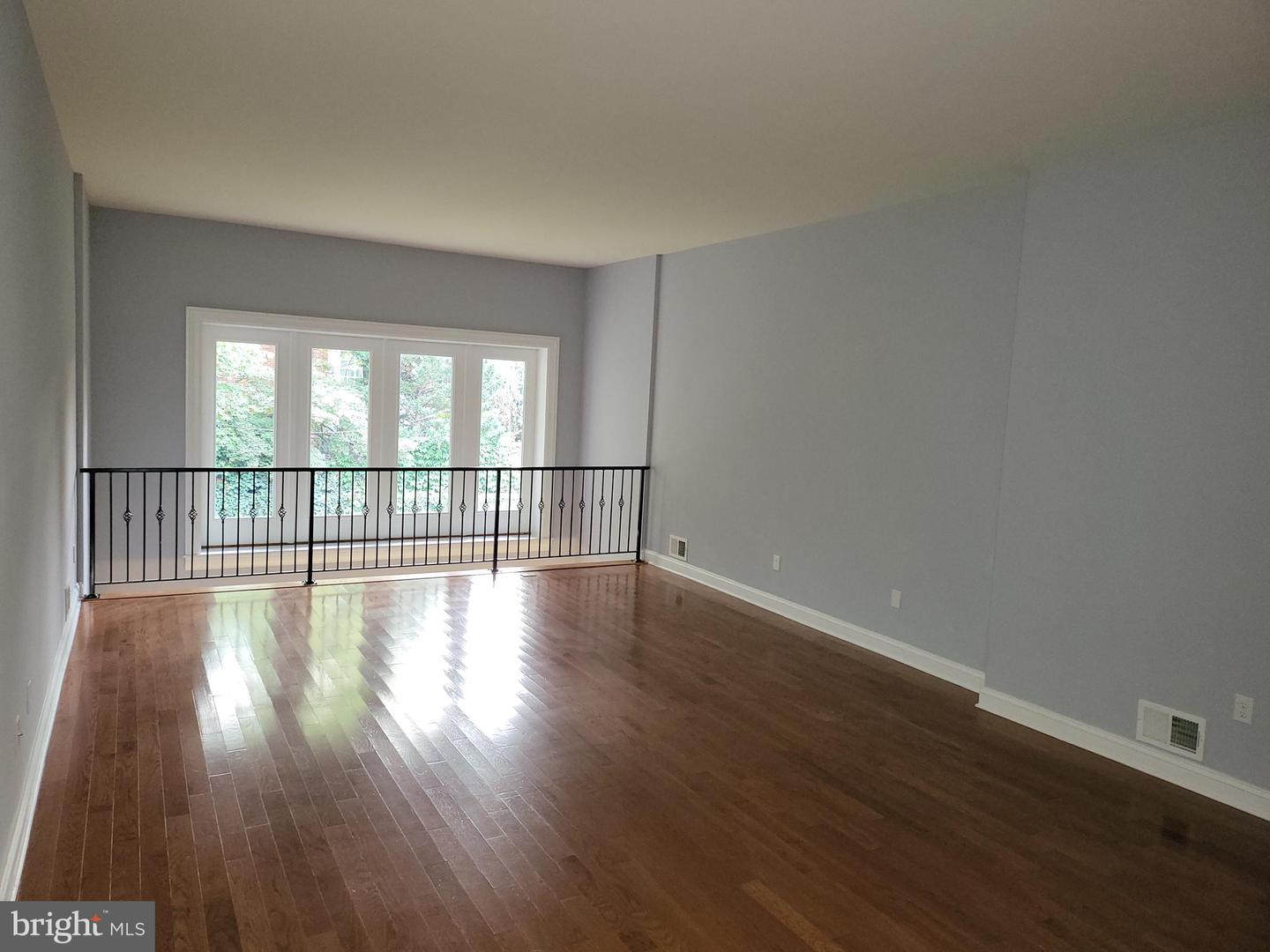 507 S Bond St Property Photo 16