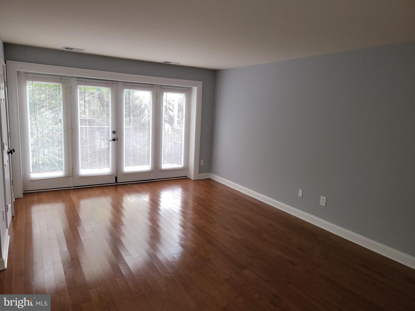 507 S Bond St Property Photo 18
