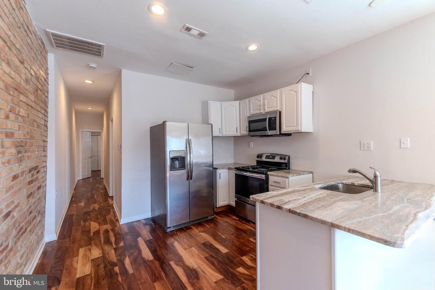 2608 E Fayette St #unit 1 Property Photo 4