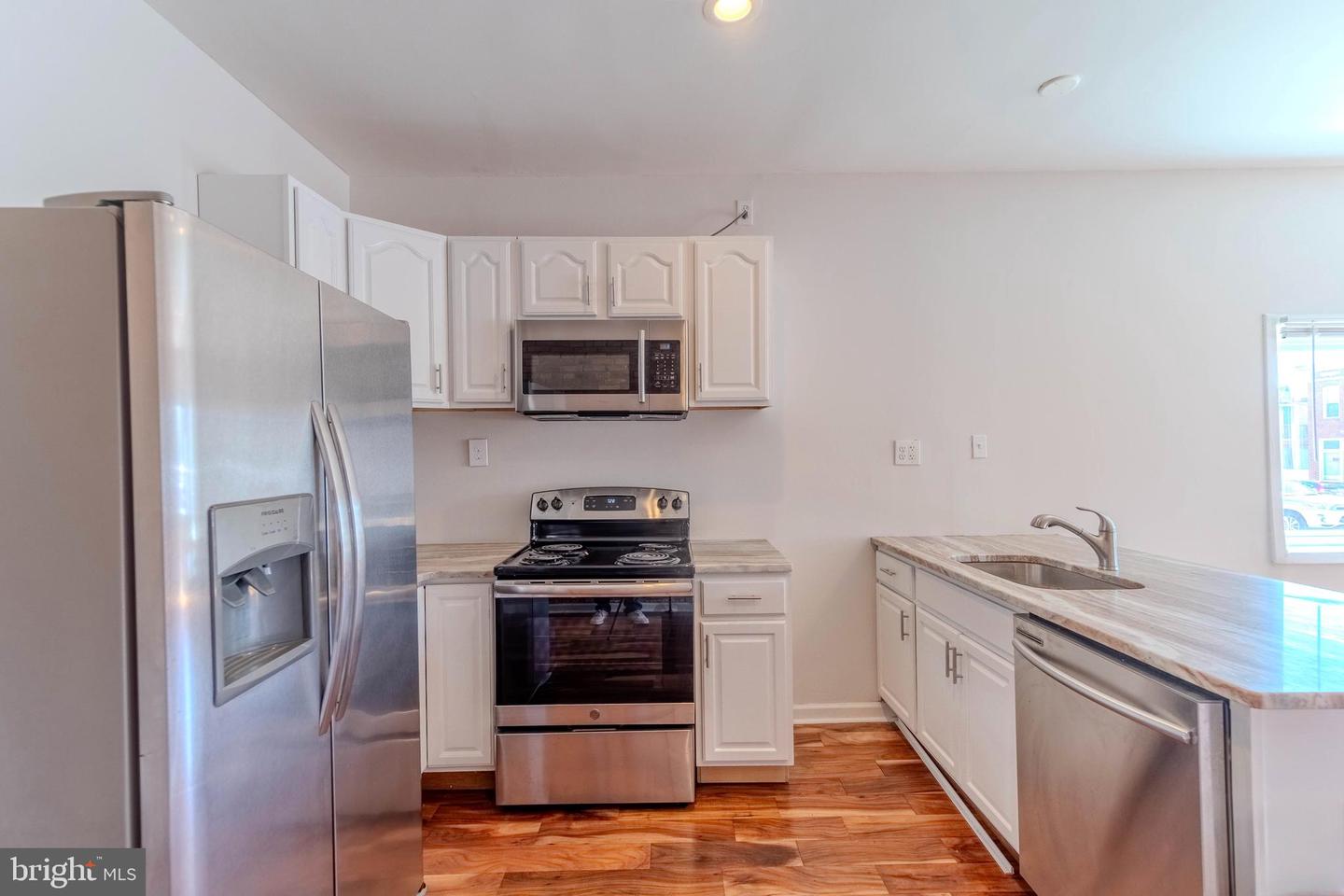 2608 E Fayette St #unit 1 Property Photo 6