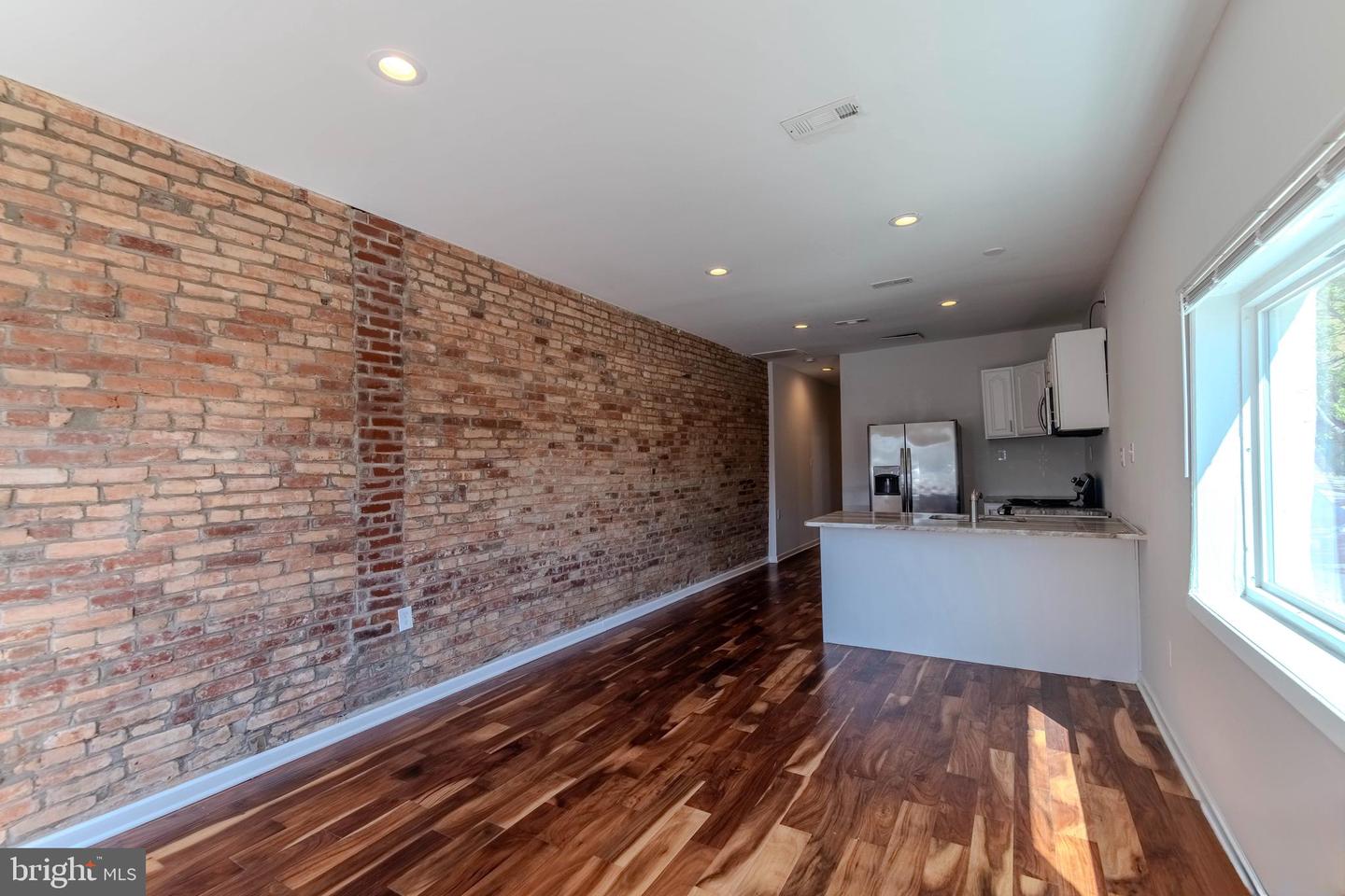 2608 E Fayette St #unit 1 Property Photo 7