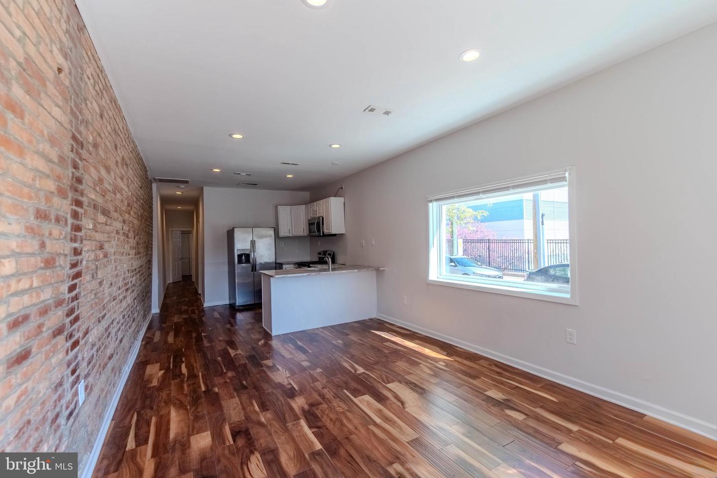 2608 E Fayette St #unit 1 Property Photo 9