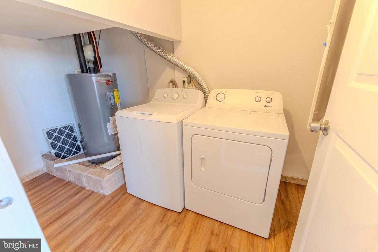 2608 E Fayette St #unit 1 Property Photo 17