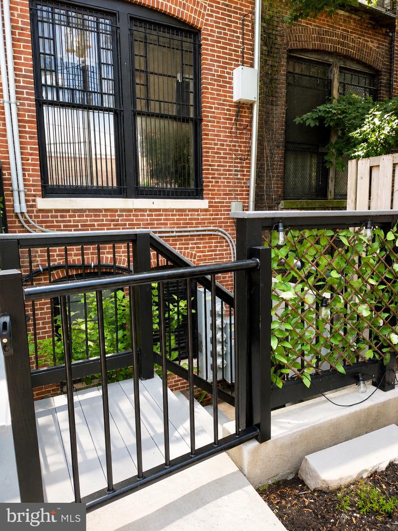 1010 N Calvert St #b Property Photo 3
