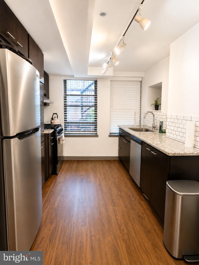 1010 N Calvert St #b Property Photo 11