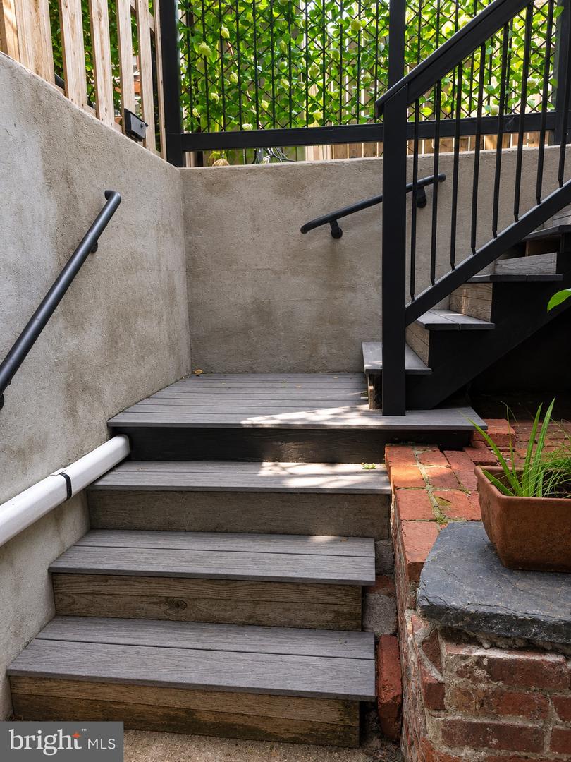 1010 N Calvert St #b Property Photo 20