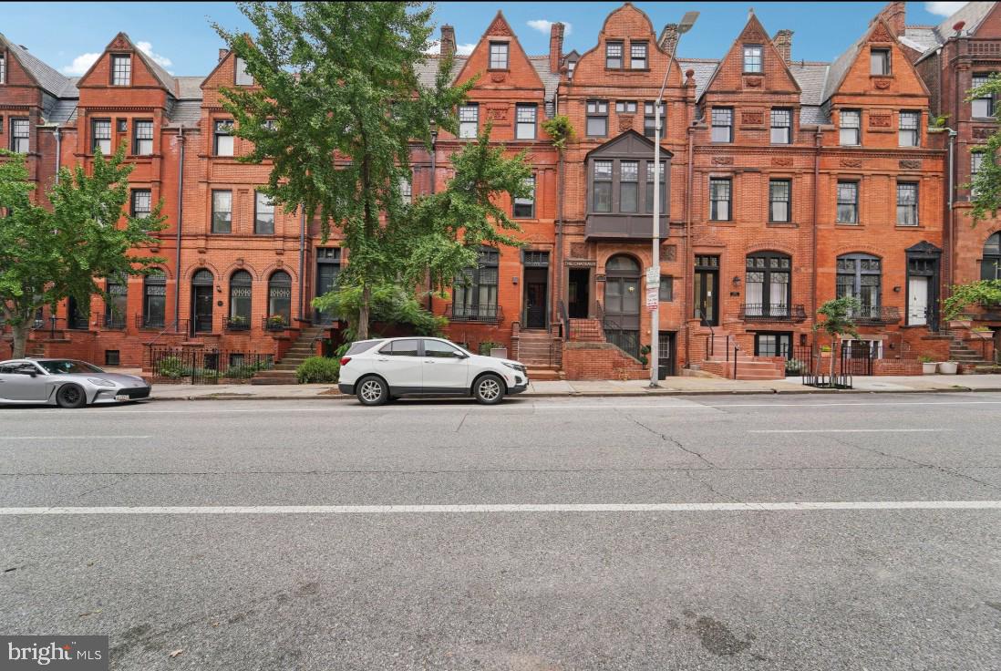 1010 N CALVERT ST #1 Property Photo 1
