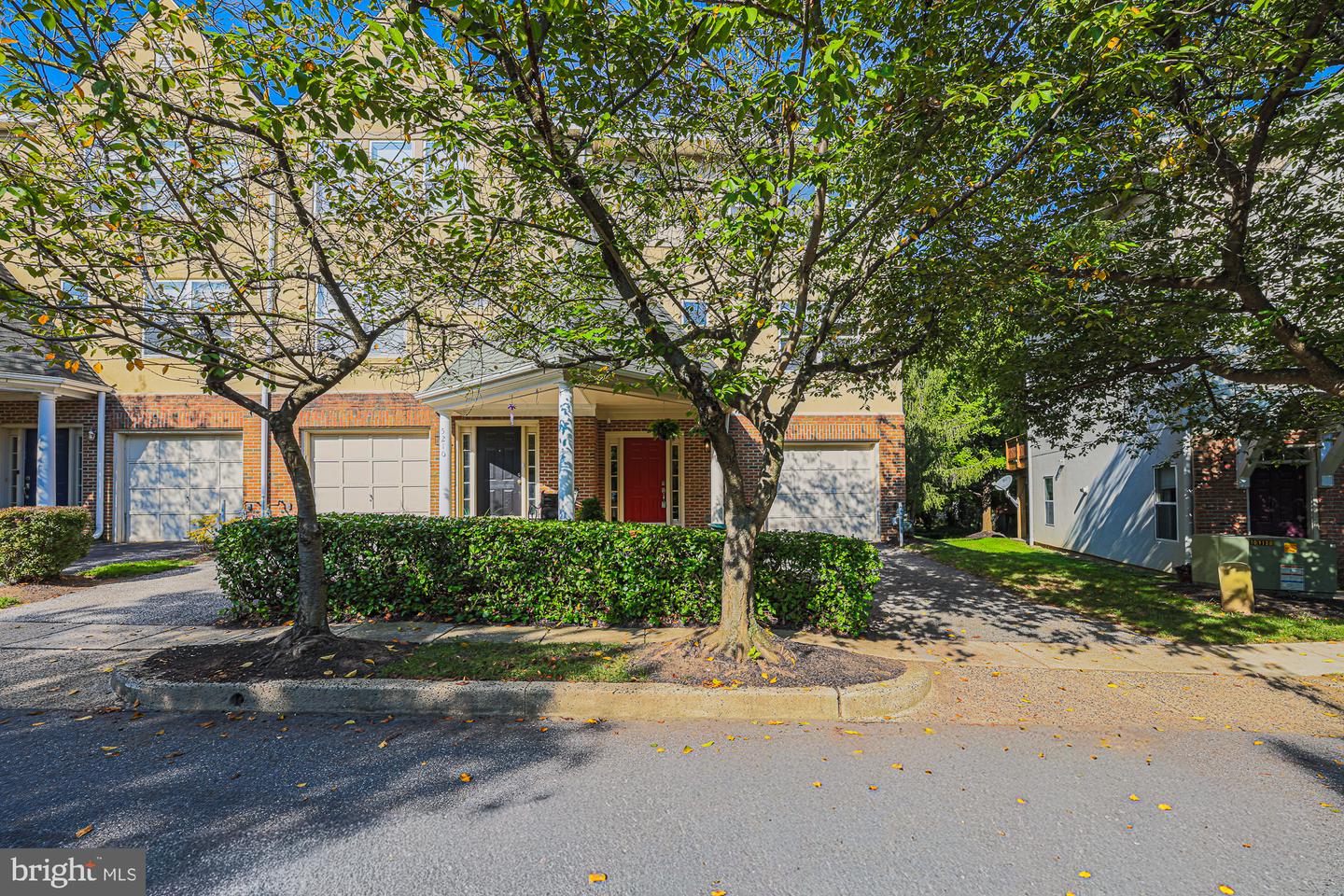 5212 Tabard Ct Property Photo 2