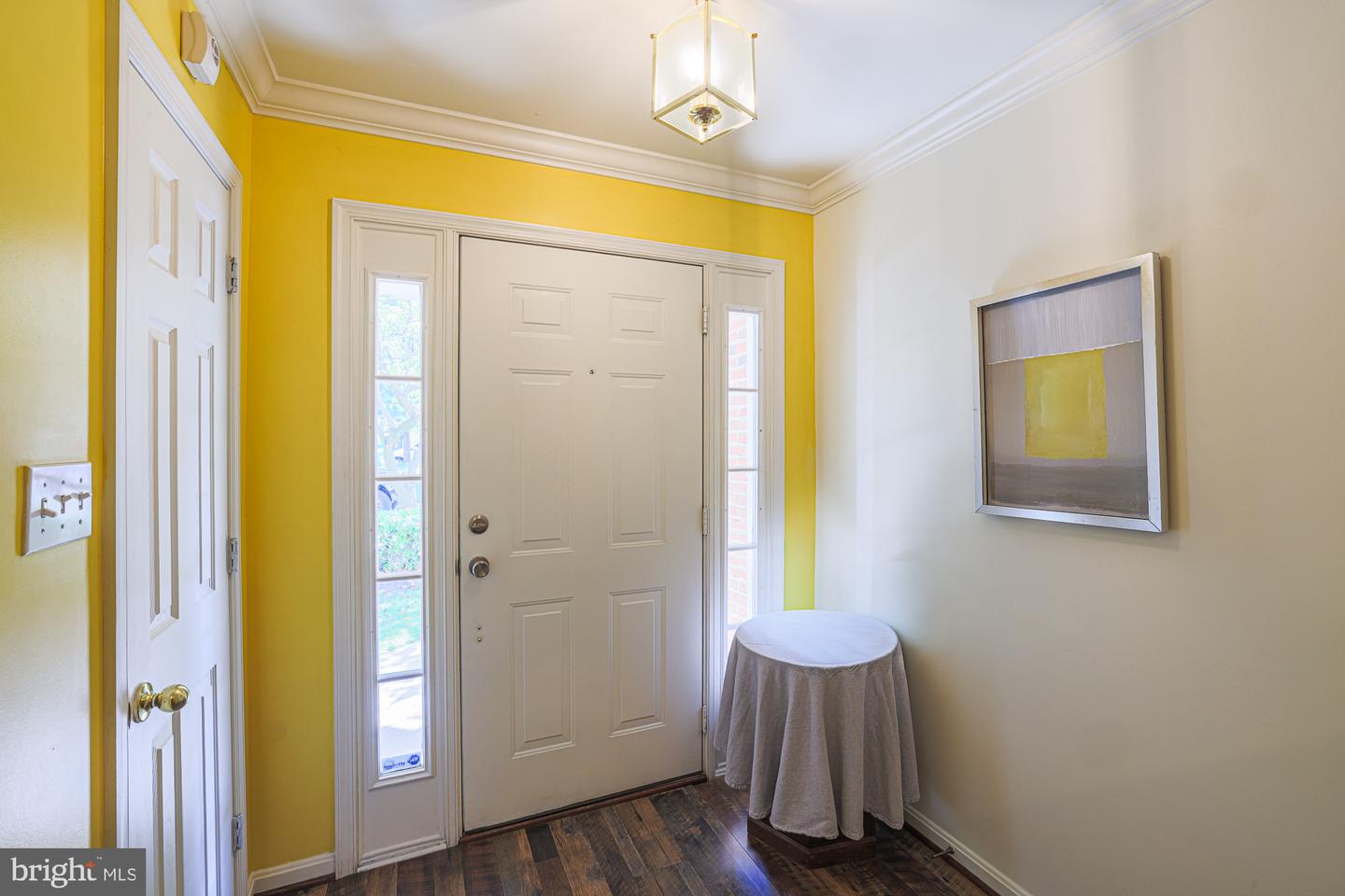 5212 Tabard Ct Property Photo 5