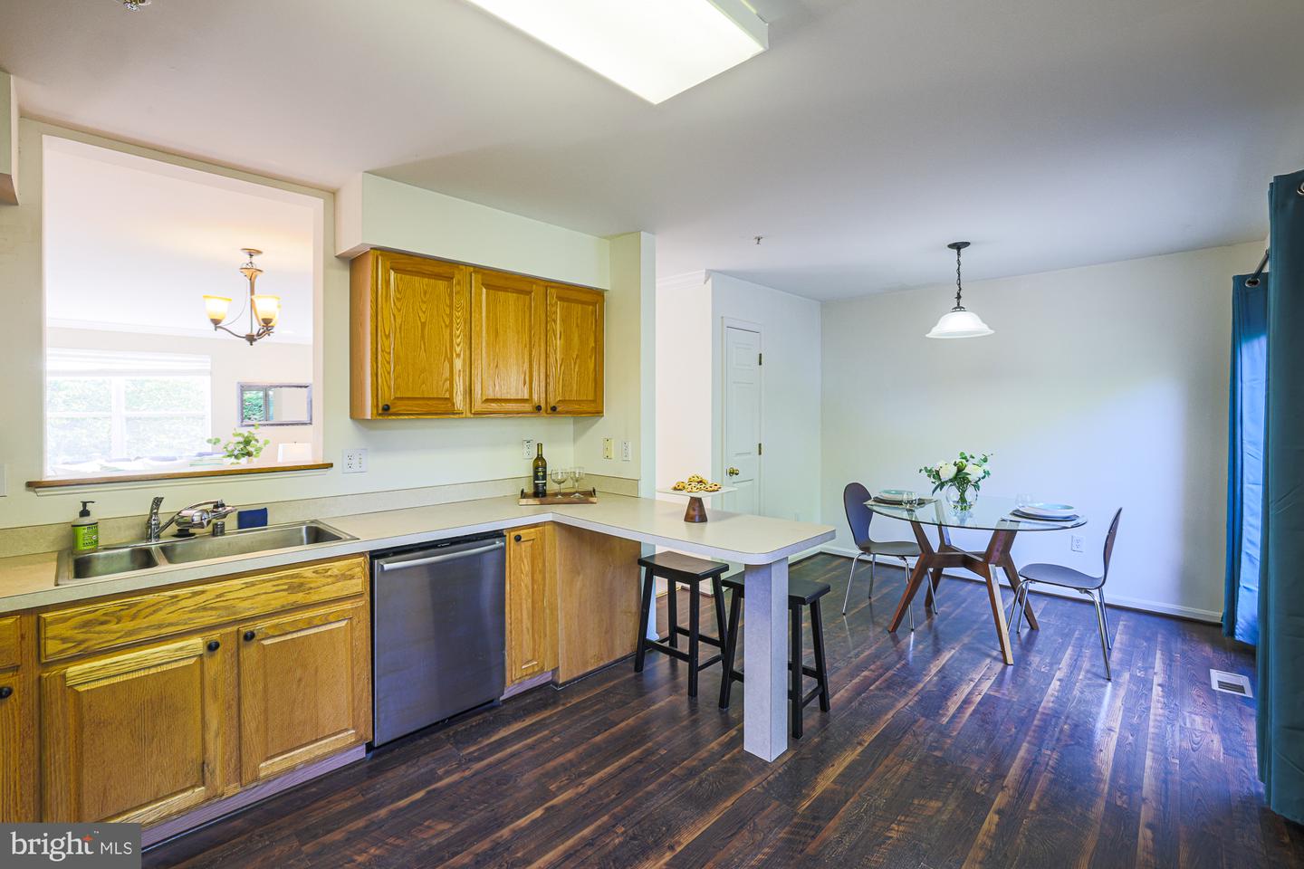 5212 Tabard Ct Property Photo 28