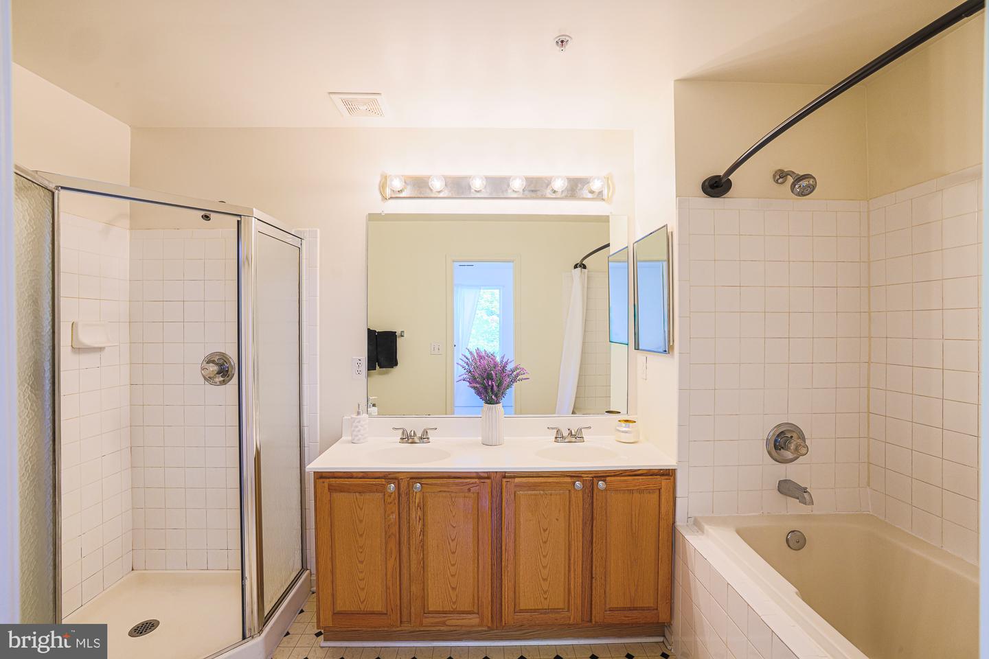5212 Tabard Ct Property Photo 37