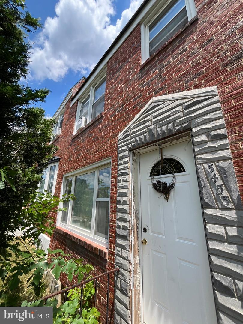5453 Whitwood Rd Property Photo 1