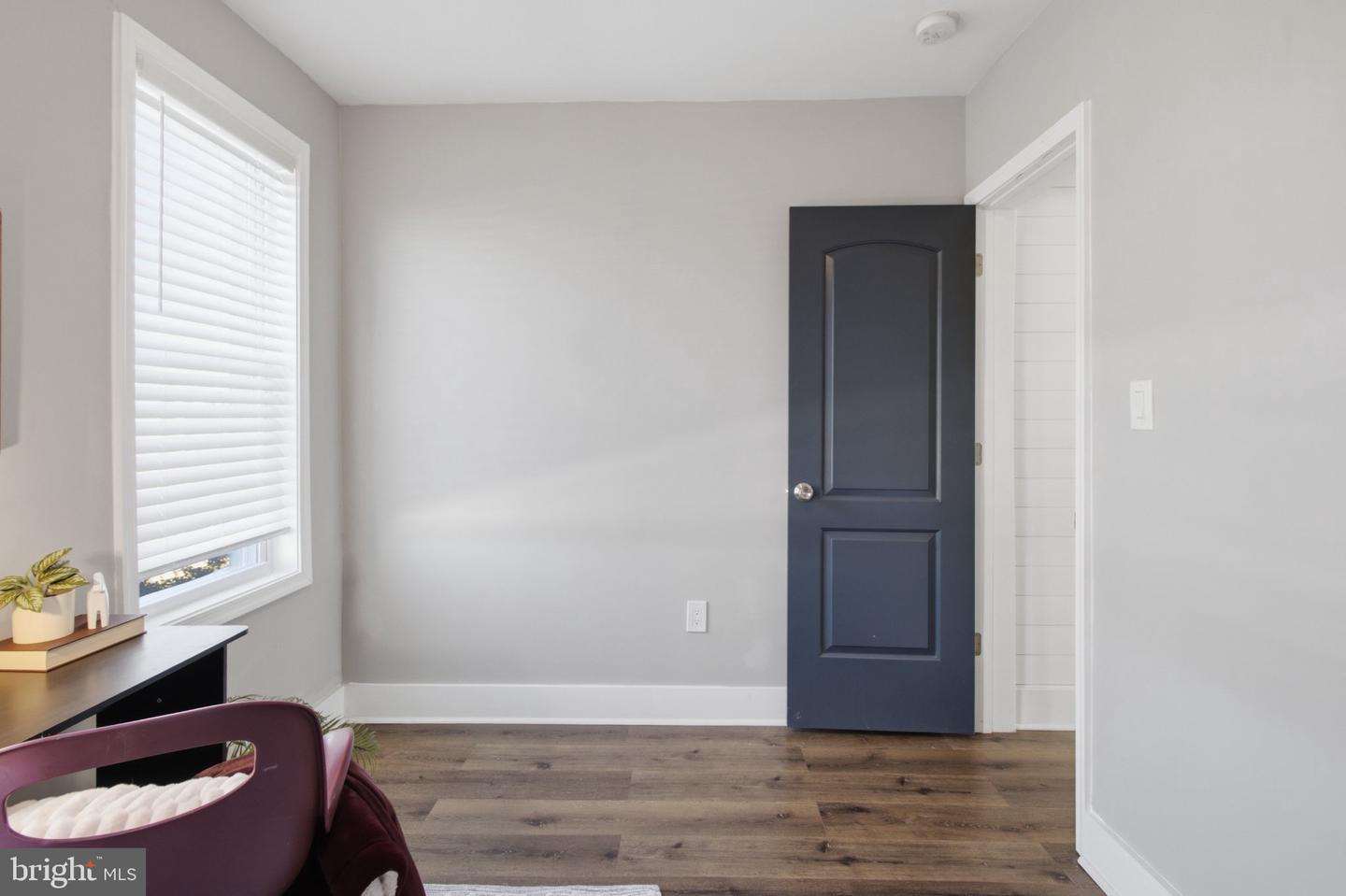 2113 N Pulaski St Property Photo 24