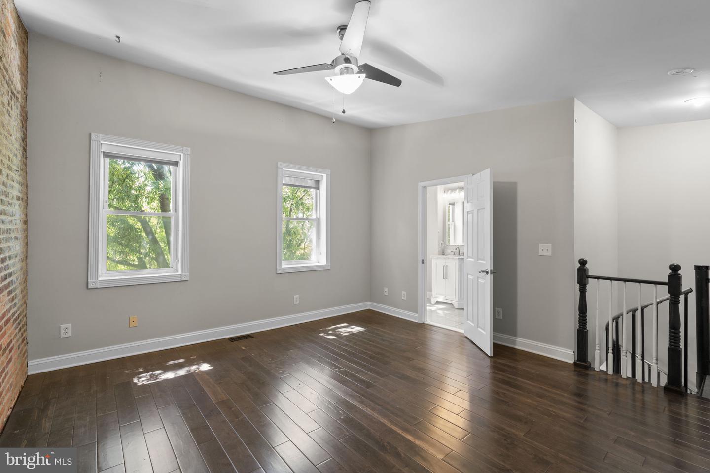 1926 Fleet St Property Photo 24