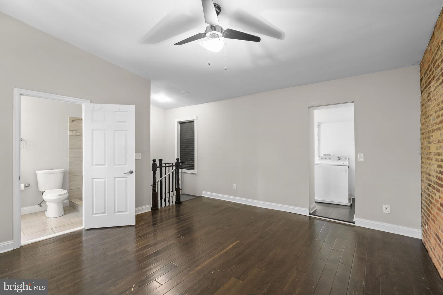 1926 Fleet St Property Photo 25