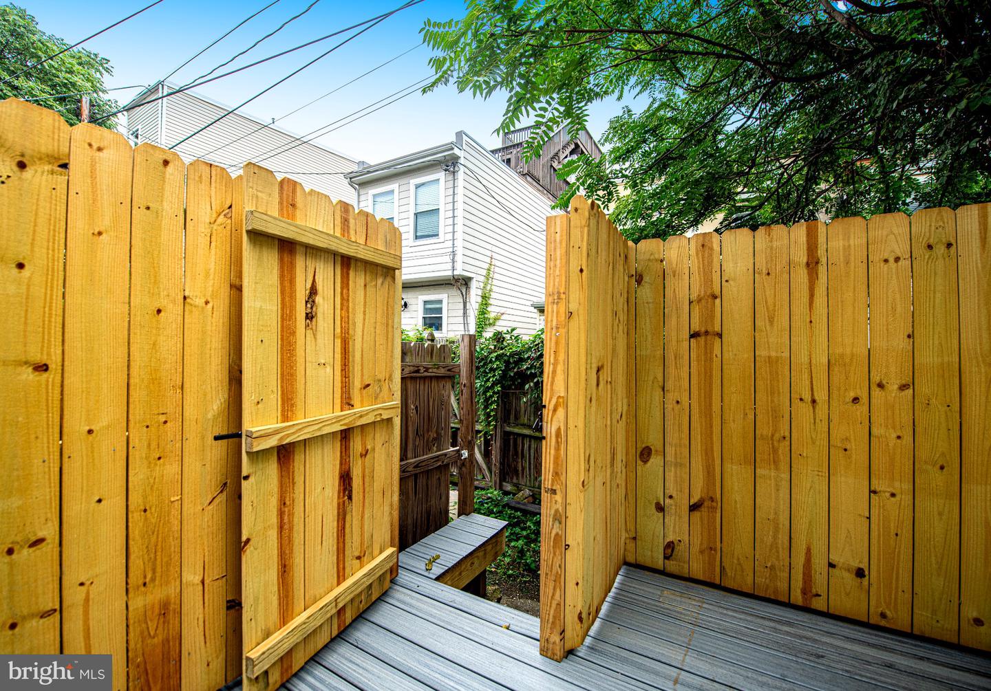 1733 Olive St Property Photo 15