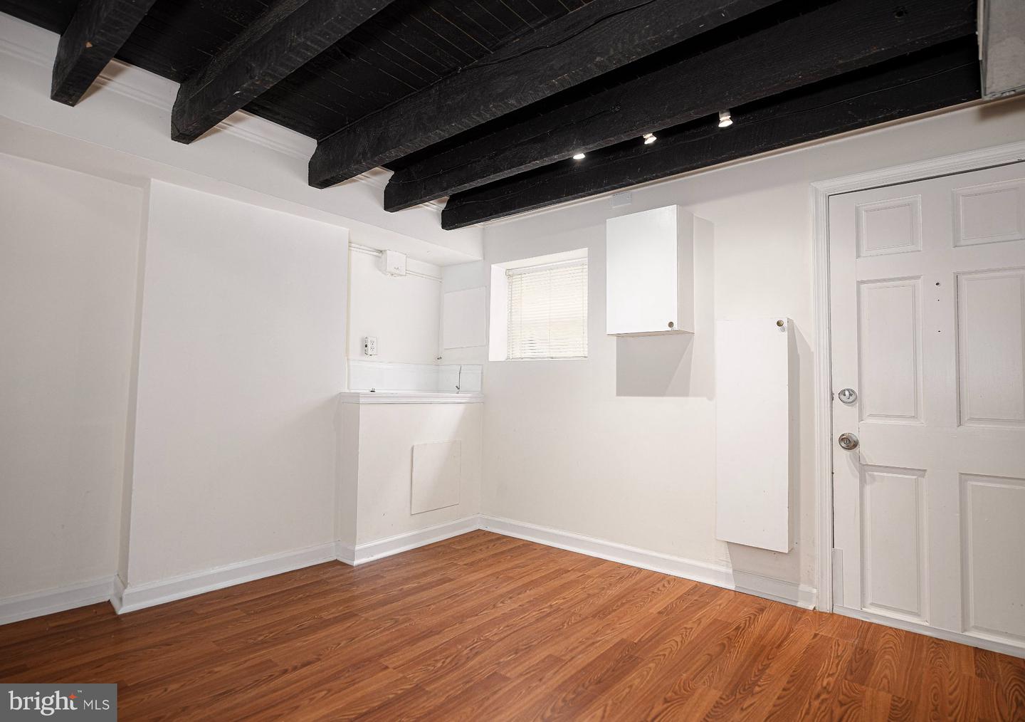 1733 Olive St Property Photo 27