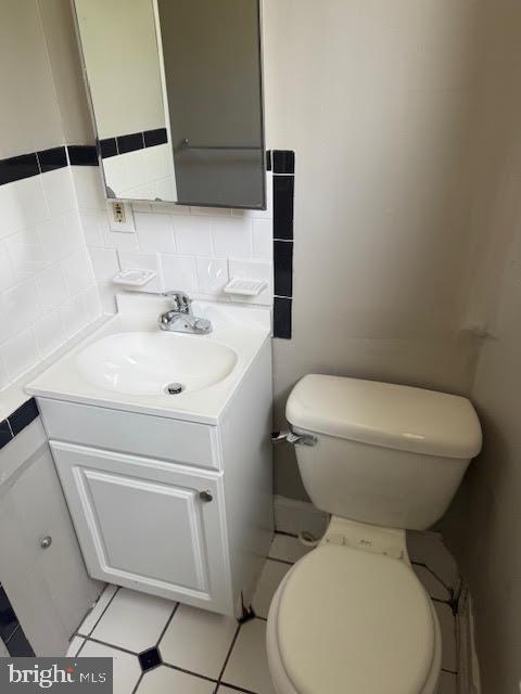 6408 Brook Ave #b Property Photo 8