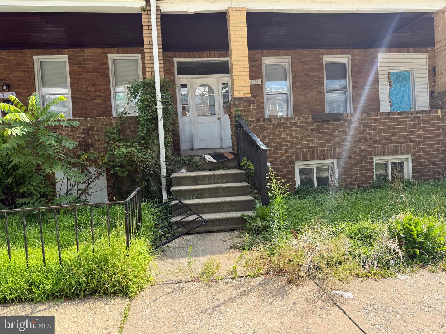 3111 CLIFTMONT AVE Property Photo 1
