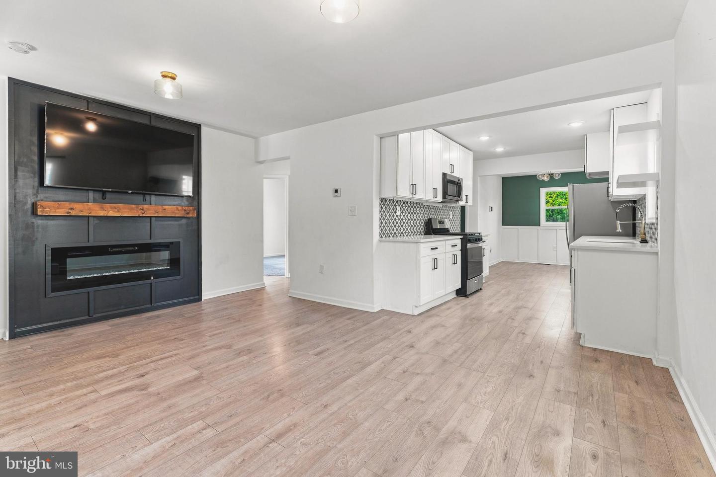 3812 Hamilton Ave Property Photo 3