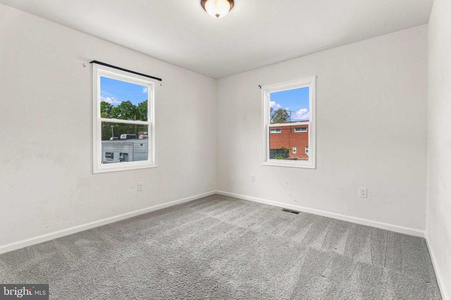 3812 Hamilton Ave Property Photo 24