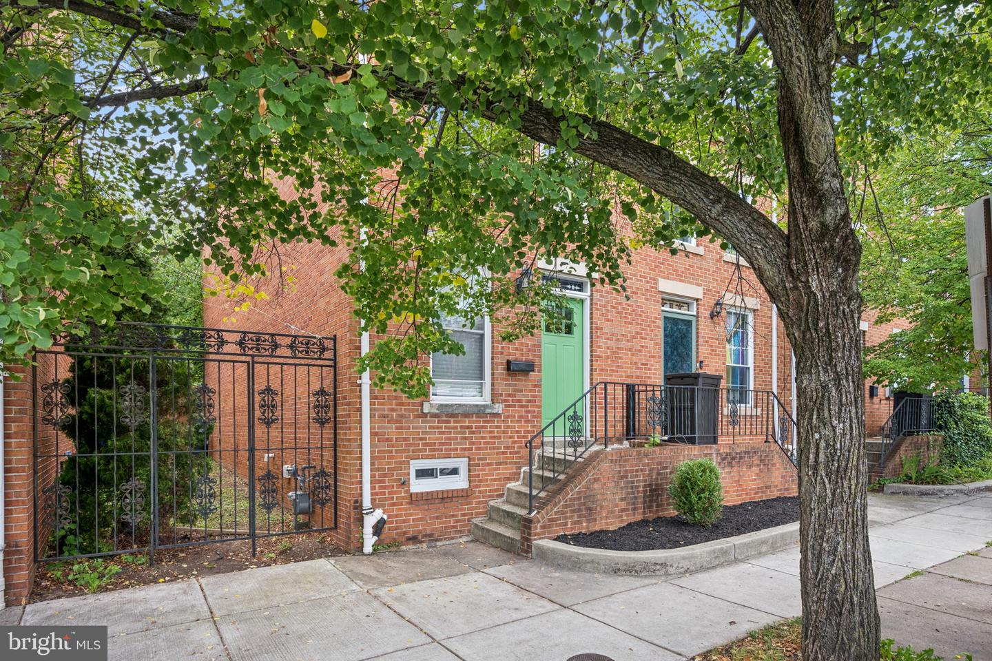16 N Wolfe St Property Photo 1
